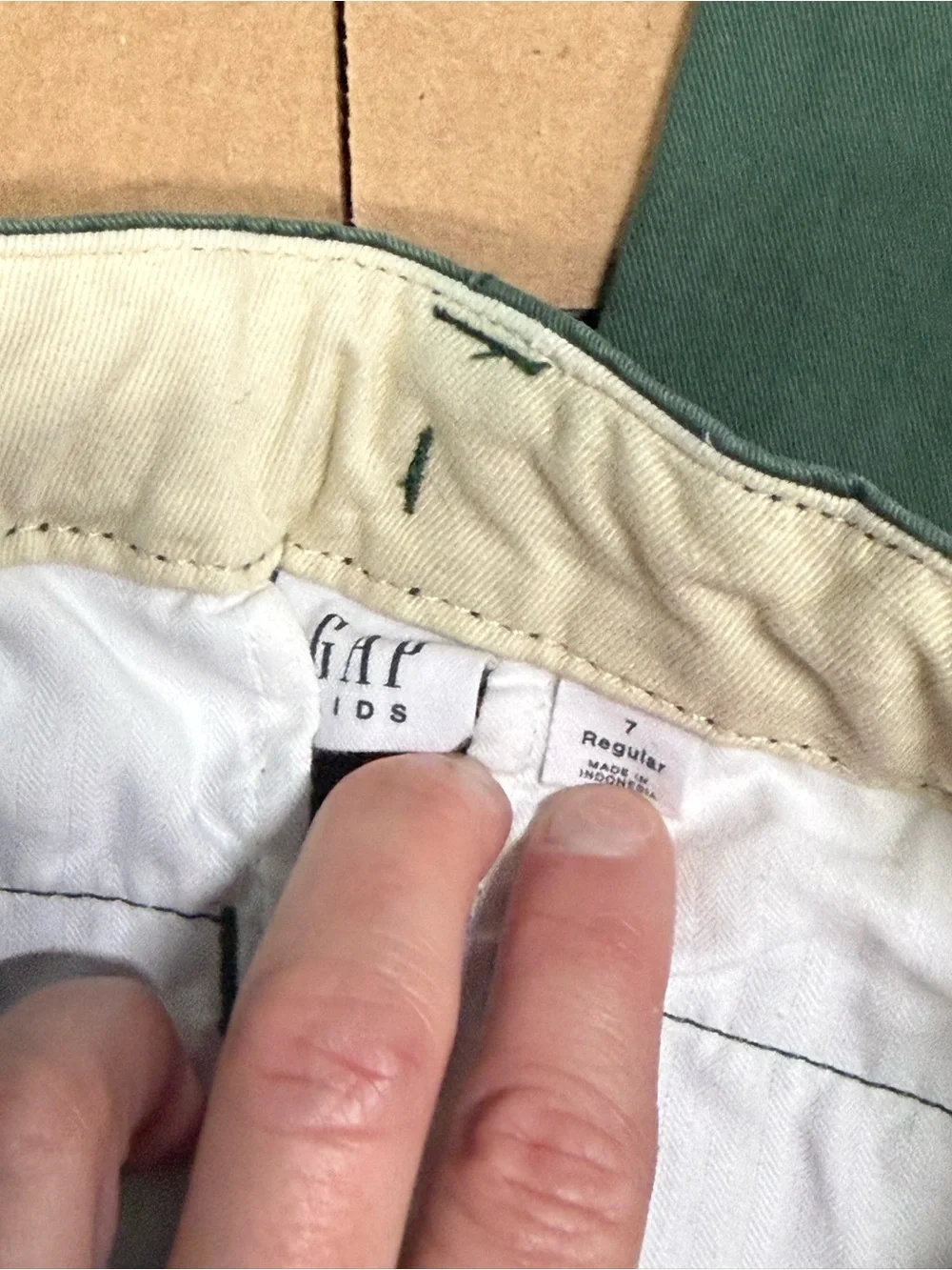 Gap Straight Leg Green Casual Pants Size 7